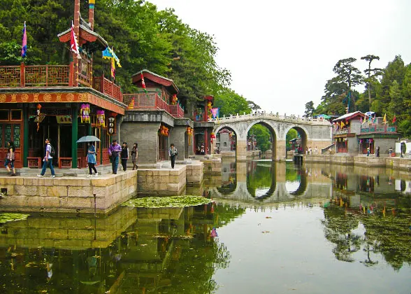 River in Suzhou Market Street